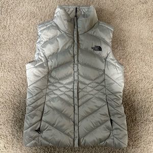 North face vest